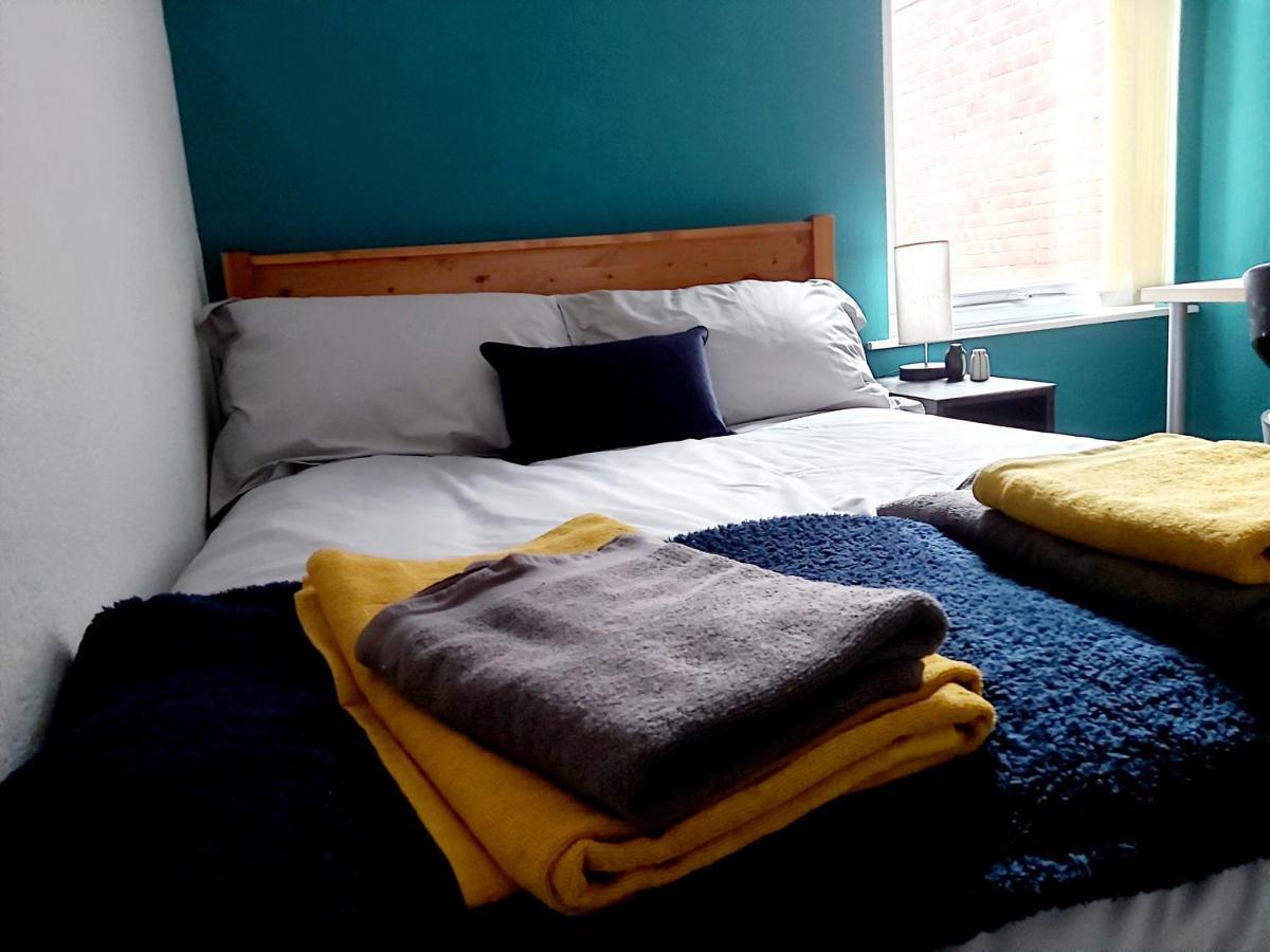 Comfy 4 Bed Home Away From Home Coventry Zewnętrze zdjęcie